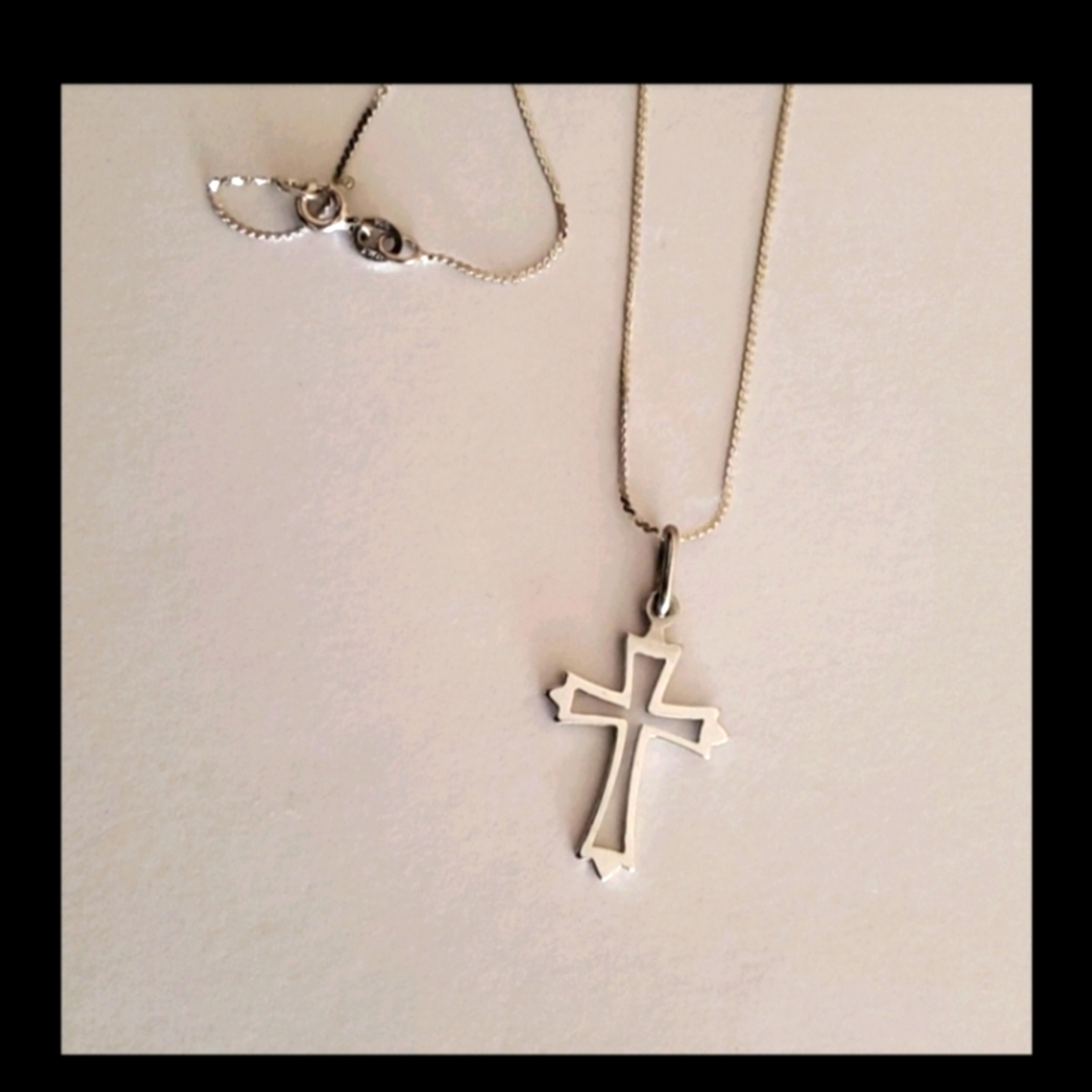 Italian Sterling Silver cross pendant necklace